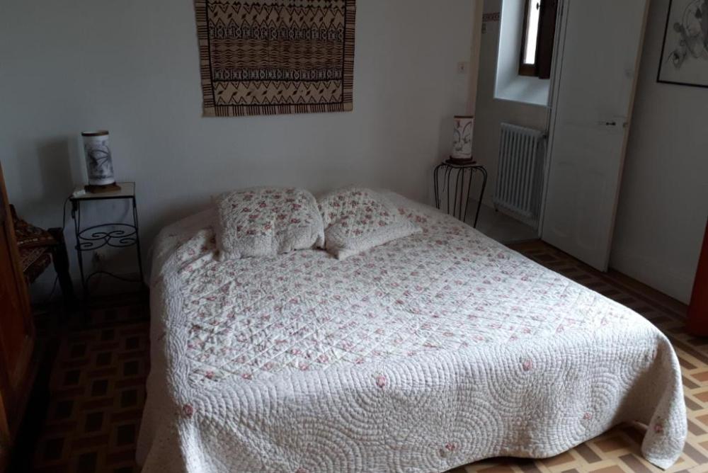 Belle chambre dans maison atypique - Hôtel image 1