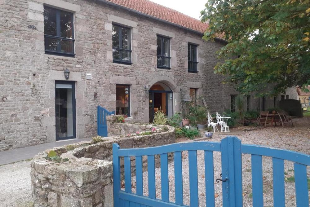 Retour aux Sources - Hôtel image 1